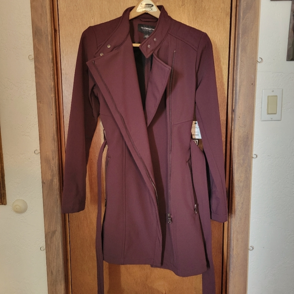 Liz Claiborne Trench coat/Rain coat, Size M.